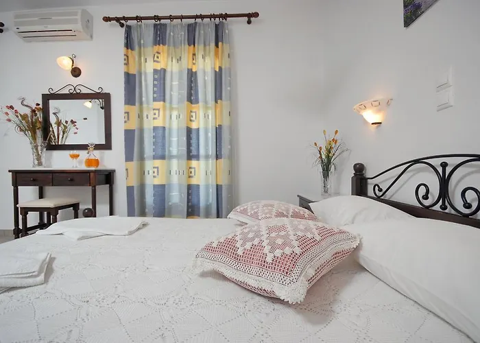 Sea Melody Plaka (Naxos)