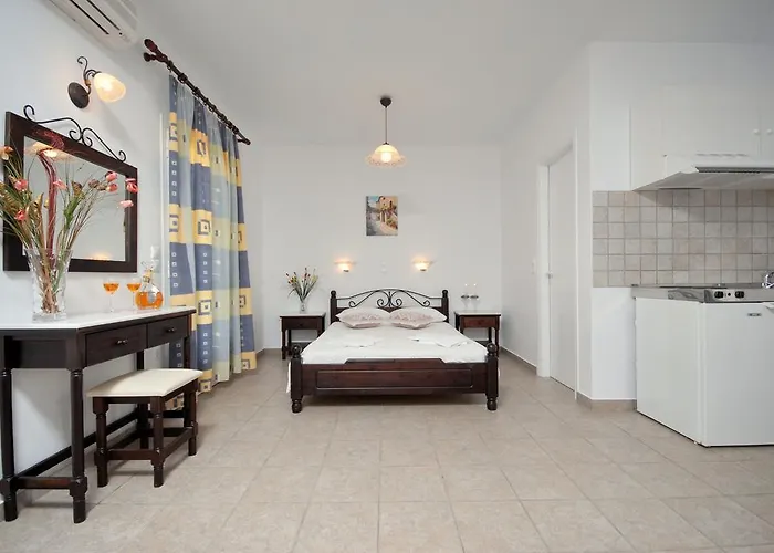 Sea Melody Plaka (Naxos)